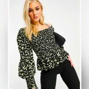 New Look shirred square neck blouse in black floral